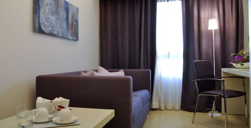 hotel room image