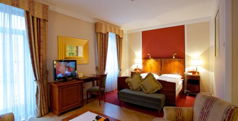 hotel room image