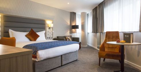 hotel room image