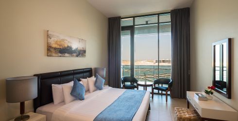 hotel room image