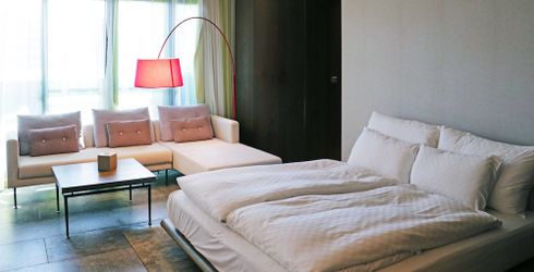 hotel room image