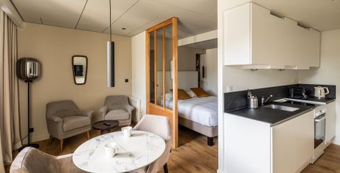 hotel room image