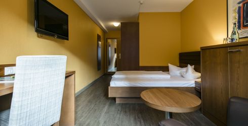 hotel room image