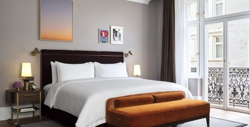 hotel room image
