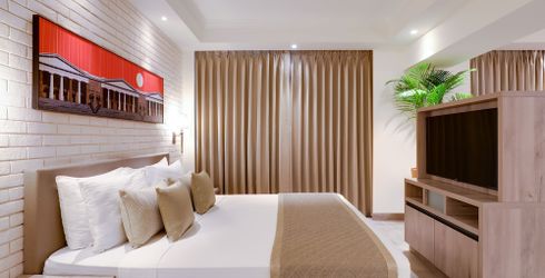 hotel room image