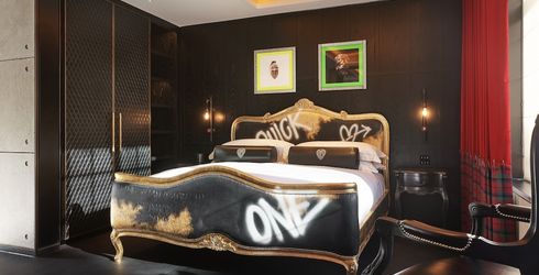 hotel room image