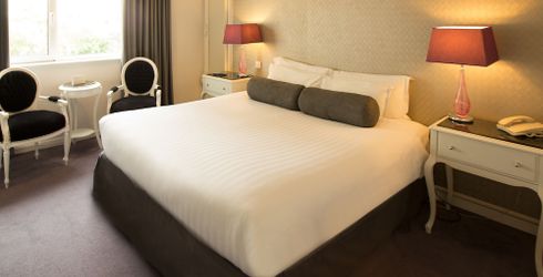 hotel room image