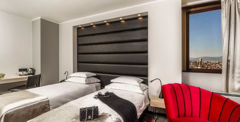 hotel room image