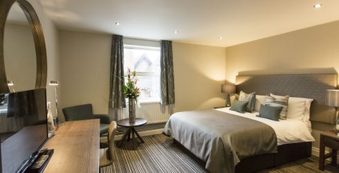 hotel room image