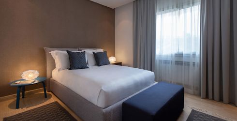 hotel room image