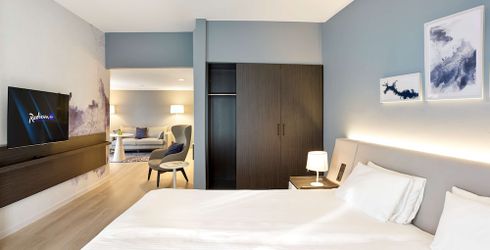 hotel room image