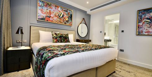 hotel room image