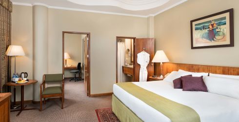 hotel room image