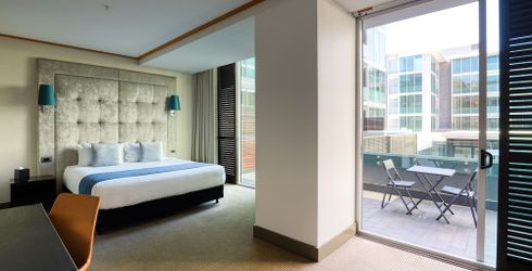 hotel room image