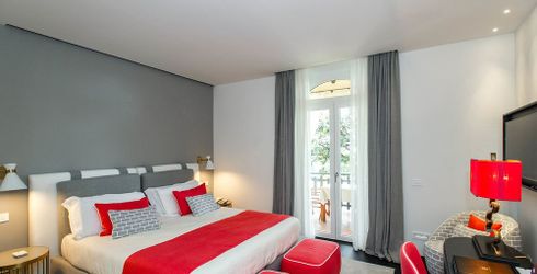 hotel room image
