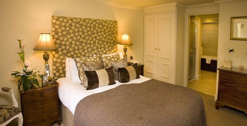 hotel room image