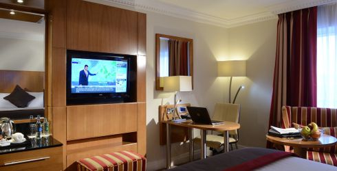 hotel room image