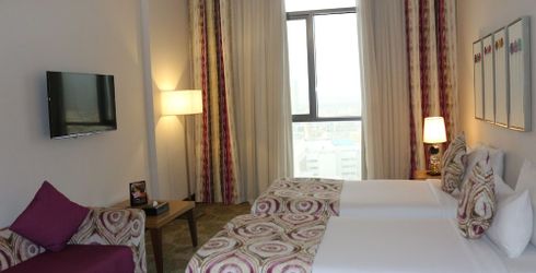 hotel room image