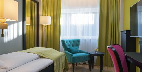 hotel room image