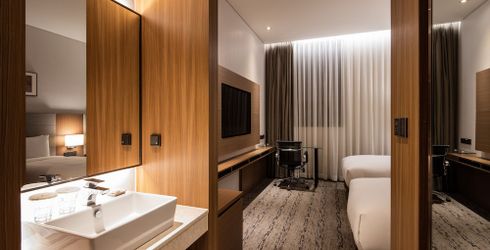 hotel room image