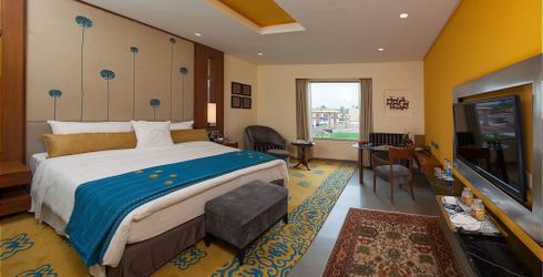 hotel room image