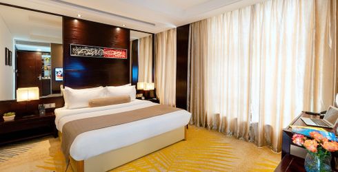 hotel room image