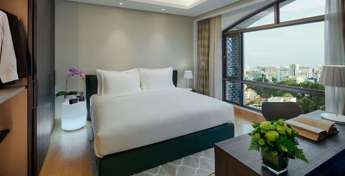 hotel room image