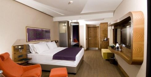 hotel room image