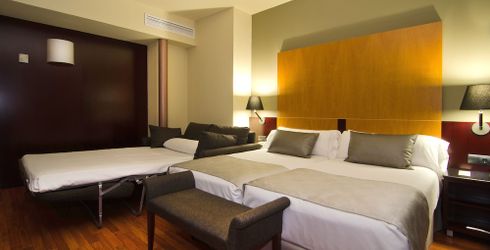 hotel room image