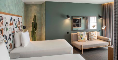 hotel room image
