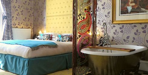 hotel room image