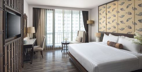 hotel room image
