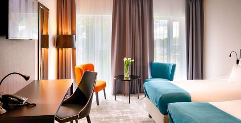 hotel room image