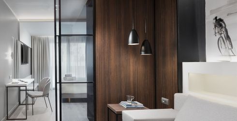 hotel room image