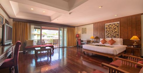 hotel room image