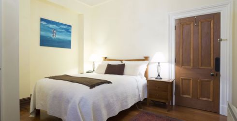 hotel room image