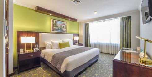 hotel room image
