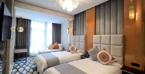 hotel room image