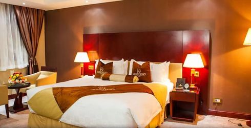 hotel room image