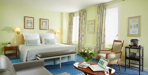 hotel room image