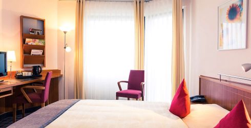 hotel room image