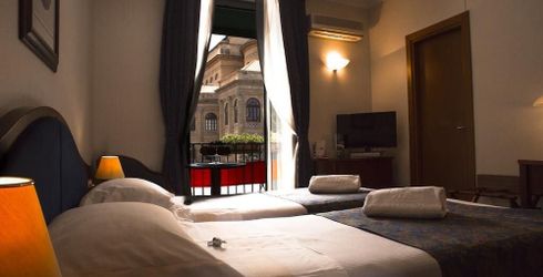 hotel room image