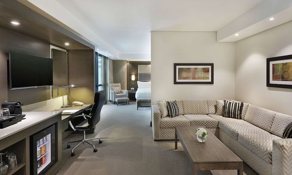 Legend Hotel Lagos Airport, Curio Collection by Hilton hotel in Lagos