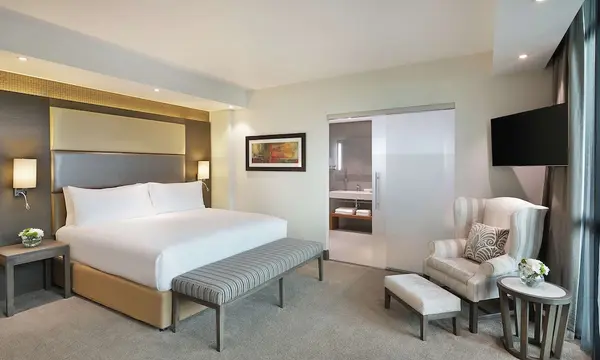 Legend Hotel Lagos Airport, Curio Collection by Hilton hotel in Lagos