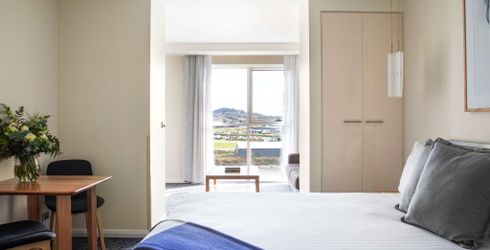 hotel room image