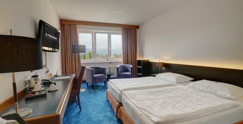hotel room image