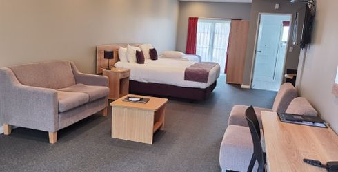 hotel room image