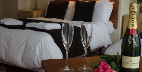 hotel room image