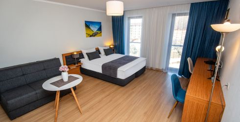 hotel room image