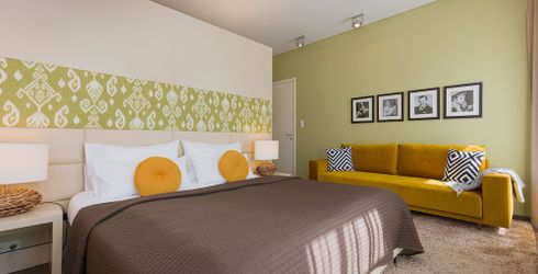 hotel room image